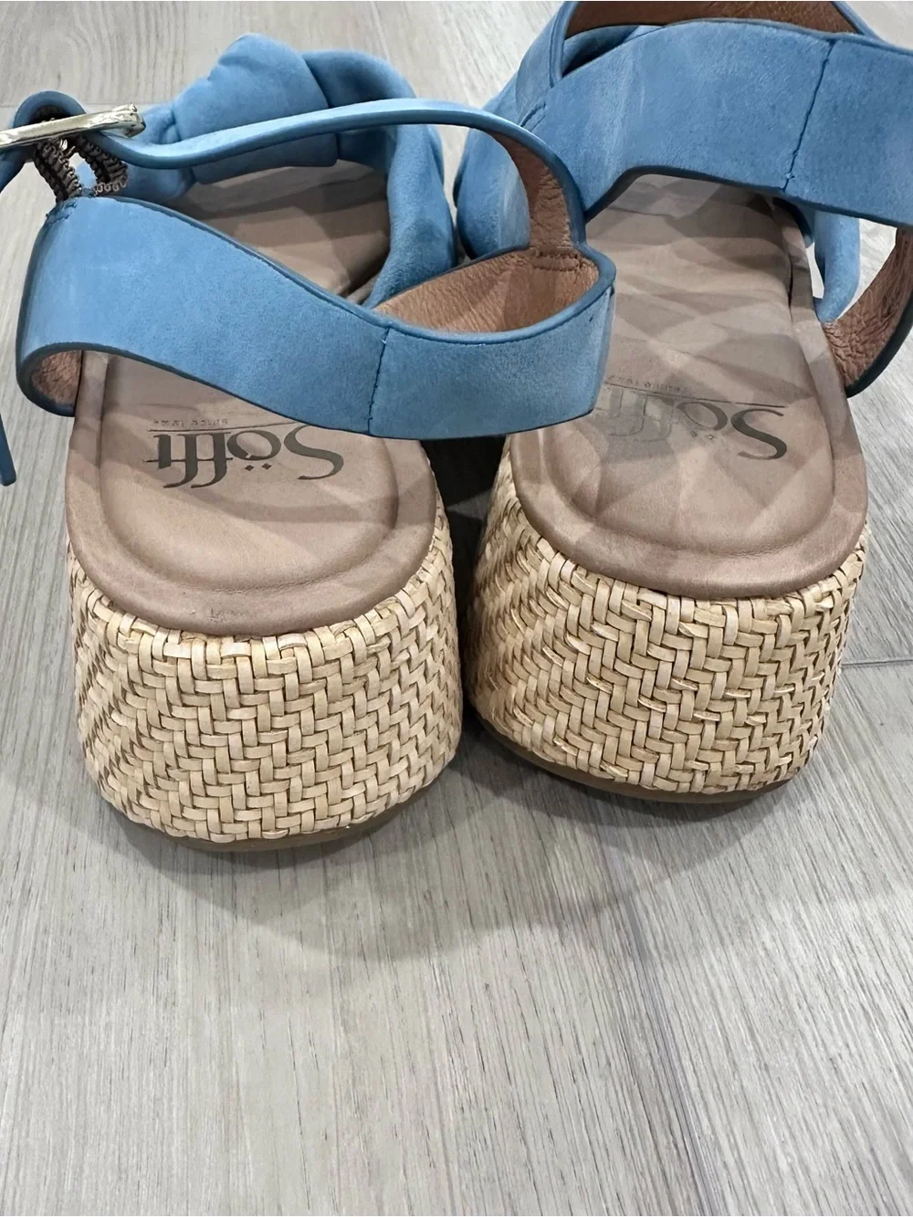 Sofft farrah wedge